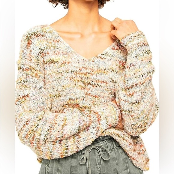 Free People Sweaters - FREE PEOPLE Highland Cable Knit Oversized V-Neck Sweater SIZE M